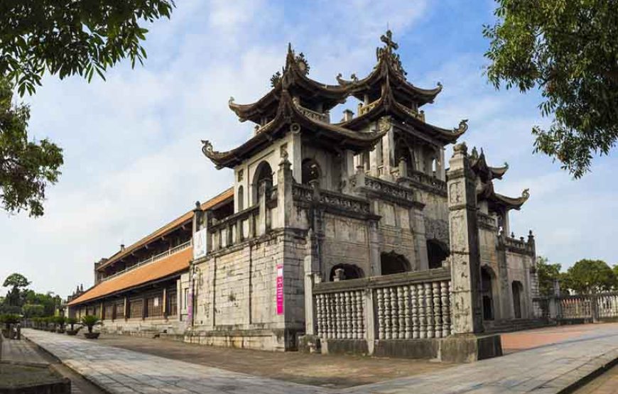 Nhà thờ đá Phát Diệm (Phát Diệm Cathedral)