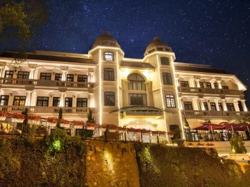 Lacasa Sapa Hotel