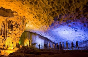 Hang Sửng Sốt