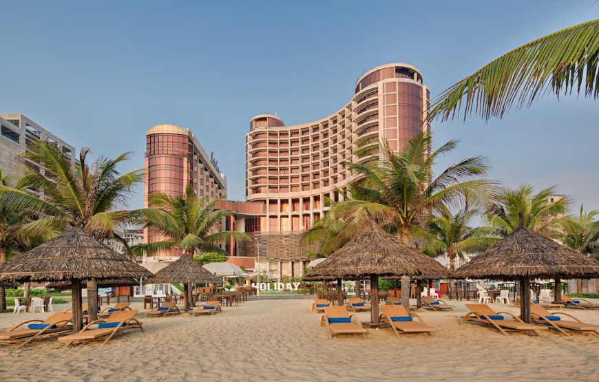 Holiday Beach Hotel Danang
