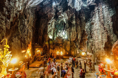 Huyen Khong Cave