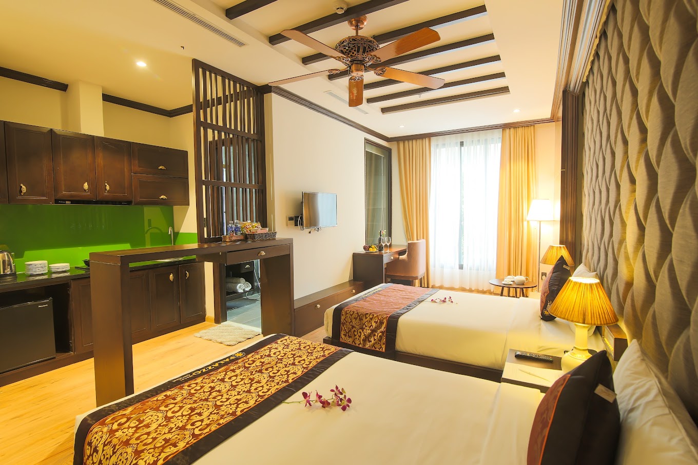 KHÁCH SẠN PALAZZO LUXURY ĐÀ NẴNG