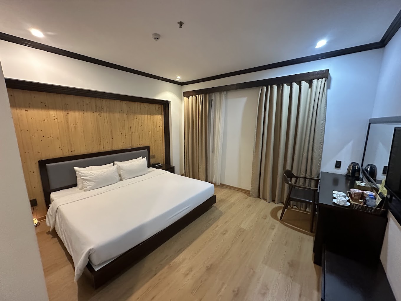 KHÁCH SẠN PALAZZO LUXURY ĐÀ NẴNG