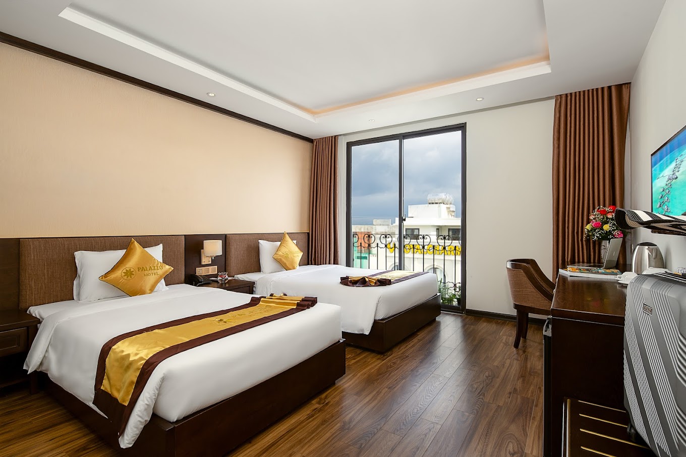 KHÁCH SẠN PALAZZO LUXURY ĐÀ NẴNG