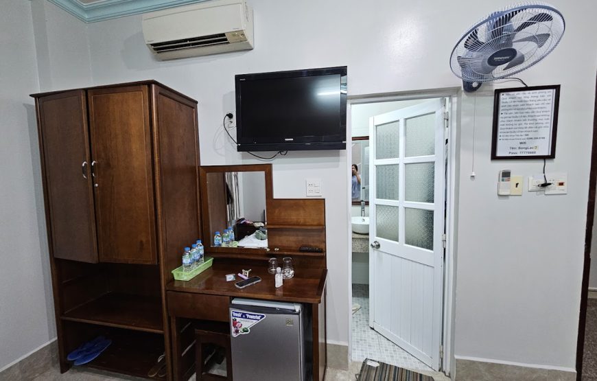 Khách Sạn Song Lạc