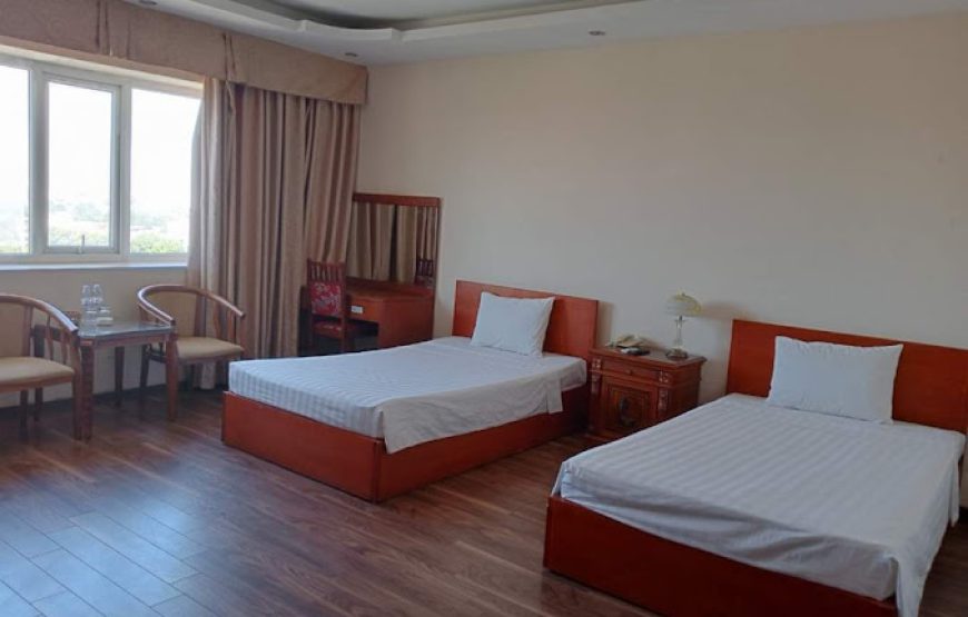 Khách sạn Phù Đổng