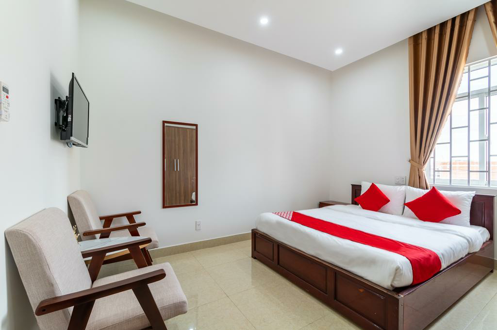 Le House Hotel( Khách sạn và căn hộ)