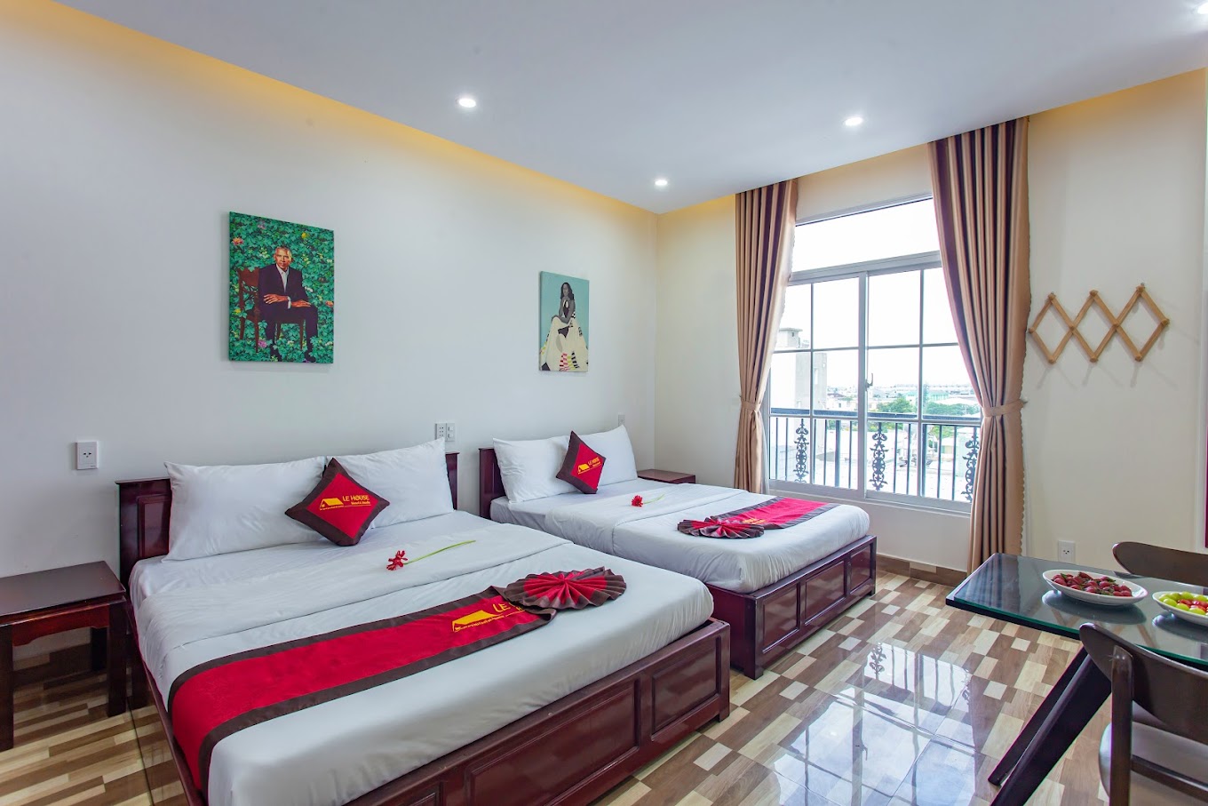 Le House Hotel( Khách sạn và căn hộ)