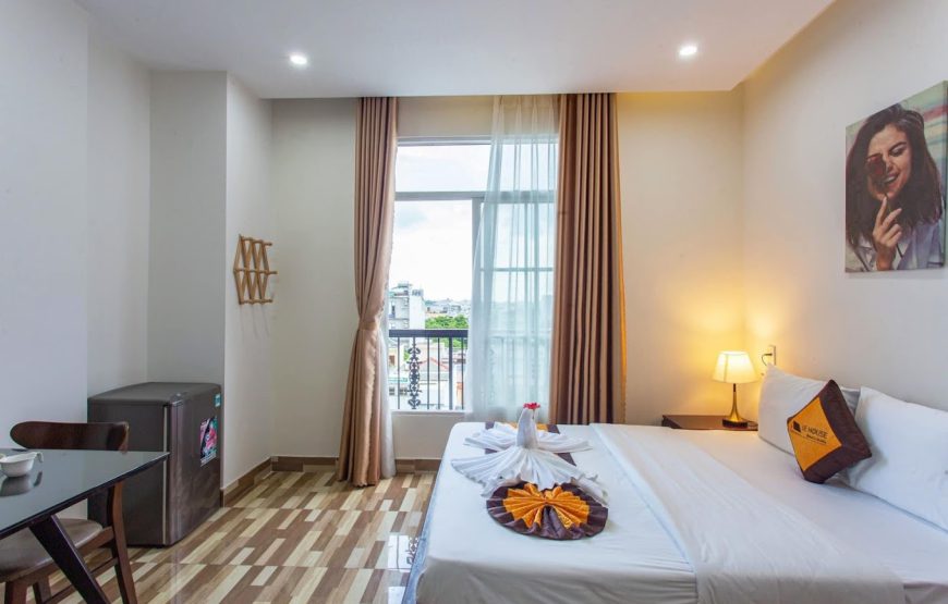 Le House Hotel( Khách sạn và căn hộ)