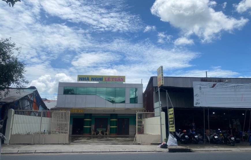 Nhà Nghỉ Lê Tuấn