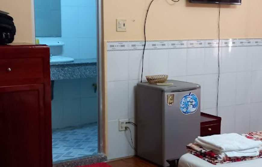 Nhà nghỉ Quê Hương