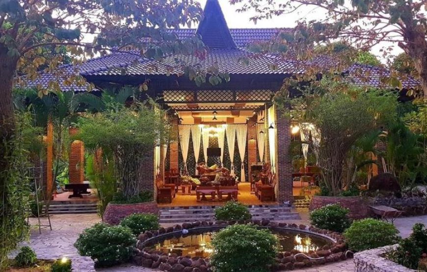 Resort Núi Cấm