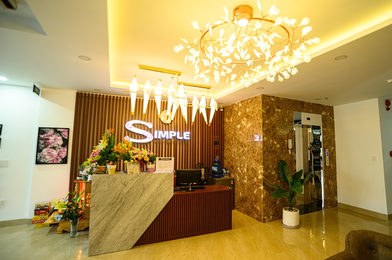 Simple Hotel & Apartment
