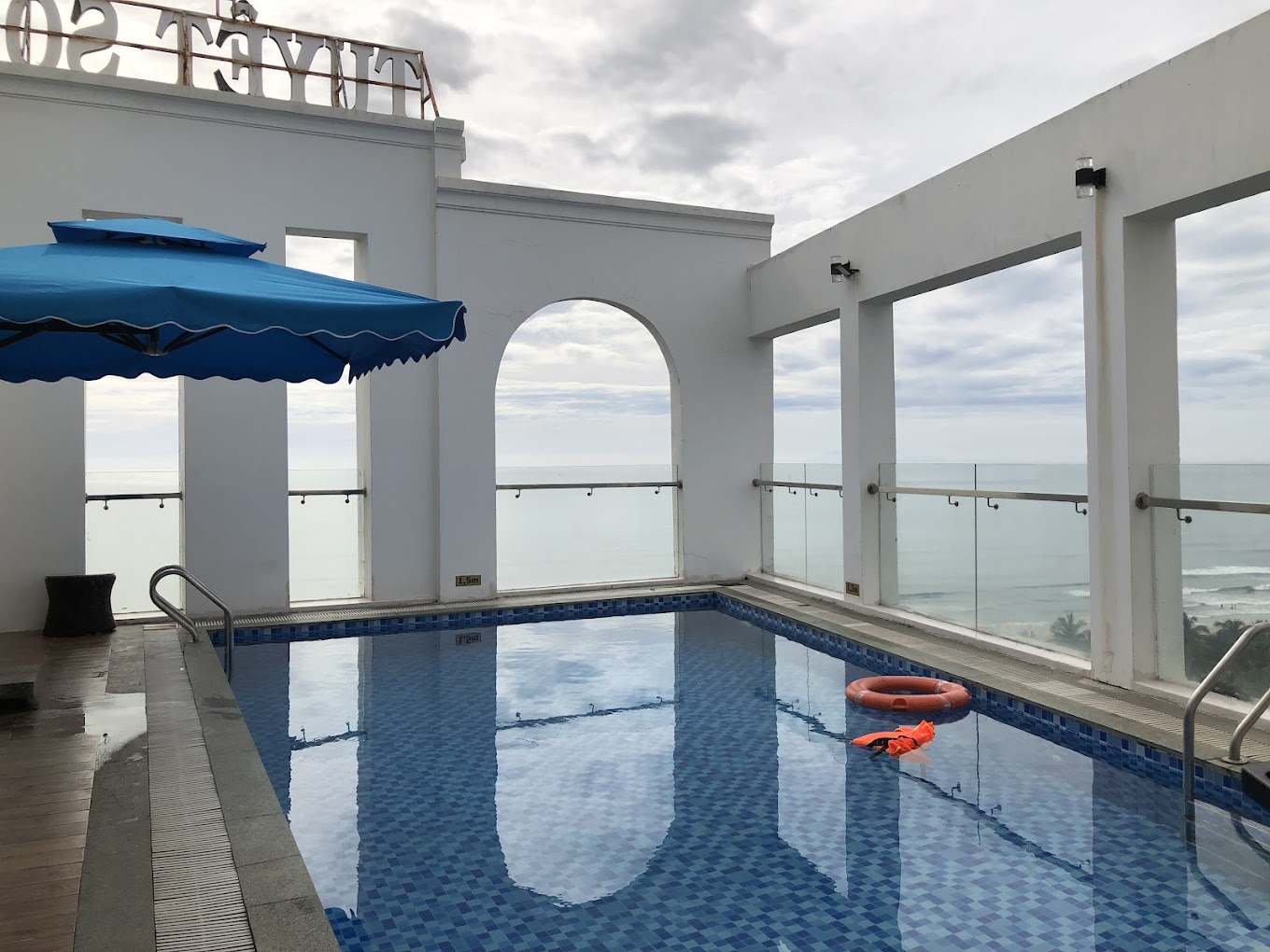 TUYET SON HOTEL