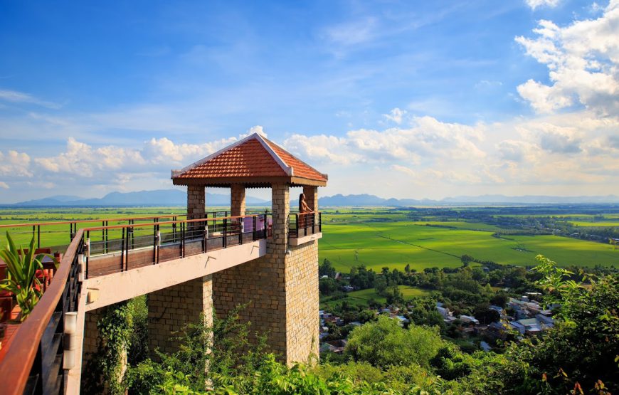 Khách sạn Victoria Núi Sam