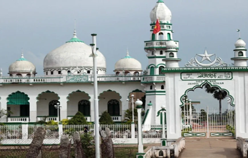Làng Chăm Châu Phong