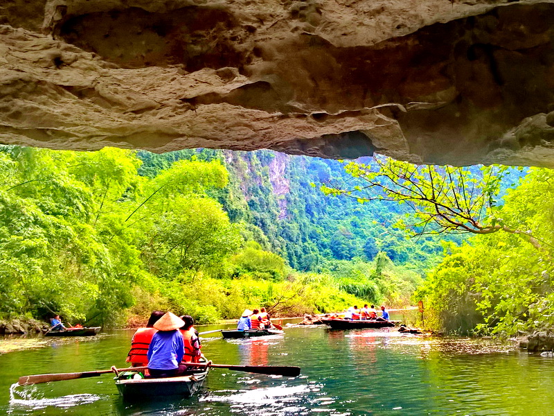 Kinh Nghiệm Du Lịch Ninh Bình: Khám Phá Tràng An, Động thiên hà Và Những Điểm Đến  du lịch Hấp Dẫn