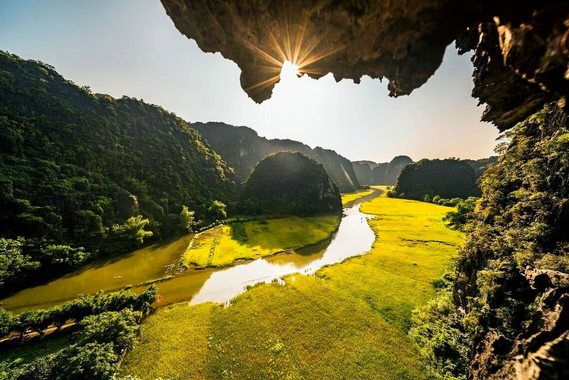 Kinh Nghiệm Du Lịch Ninh Bình: Khám Phá Tràng An, Động thiên hà Và Những Điểm Đến  du lịch Hấp Dẫn