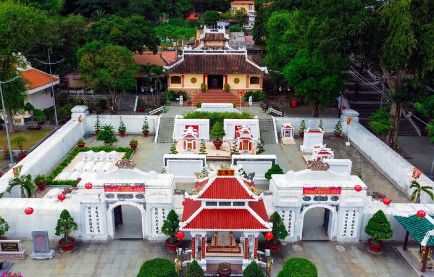 Lăng Thoại Ngọc Hầu (Thoai Ngoc Hau Mausoleum)