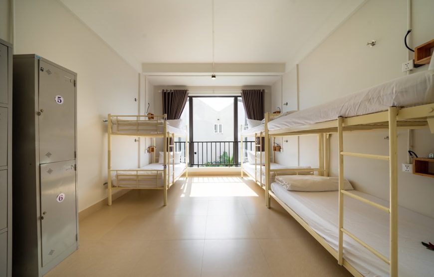 Bed Station Hostel & Pool Bar Hội An