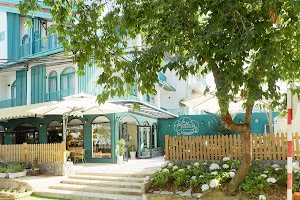 Larimar Villas