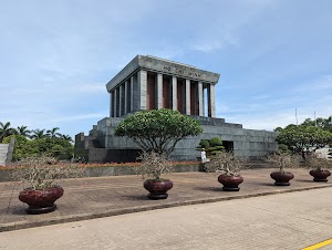 Lăng Chủ tịch Hồ Chí Minh