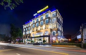 Khách sạn Dalat Prince