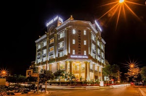 Quang Anh Hotel by The Moment