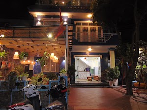 LIGHTHOUSE BOUTIQUE HOTEL