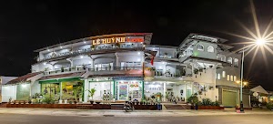 LÊ HUỲNH Hotel