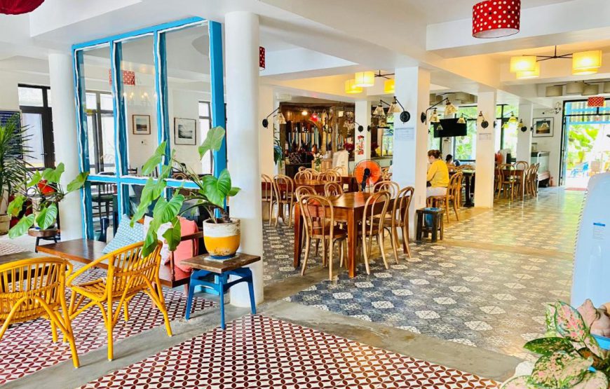 Hotel De Condor