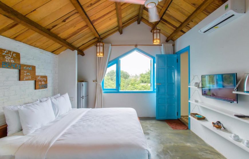 Life Beach Villa