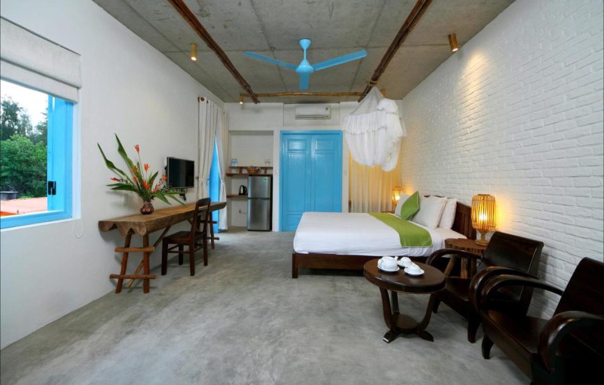 Life Beach Villa