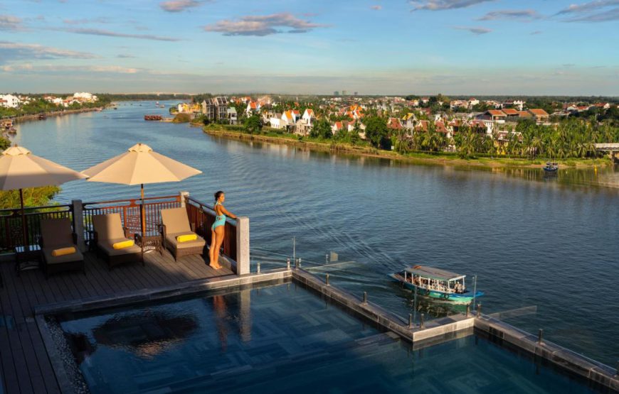 Little Riverside . A Luxury Hotel And Spa
