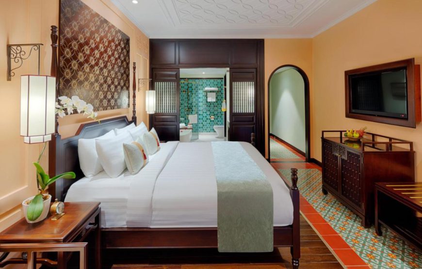 Little Riverside . A Luxury Hotel And Spa
