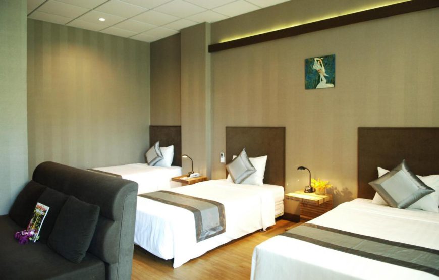 New Wave Hotel