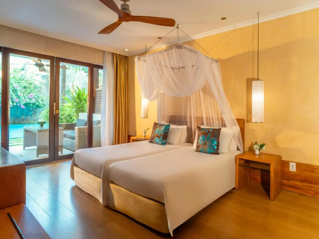 Sunsea Resort & Sukhothai restaurant