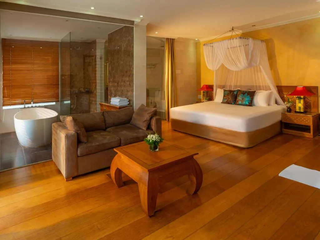 Sunsea Resort & Sukhothai restaurant