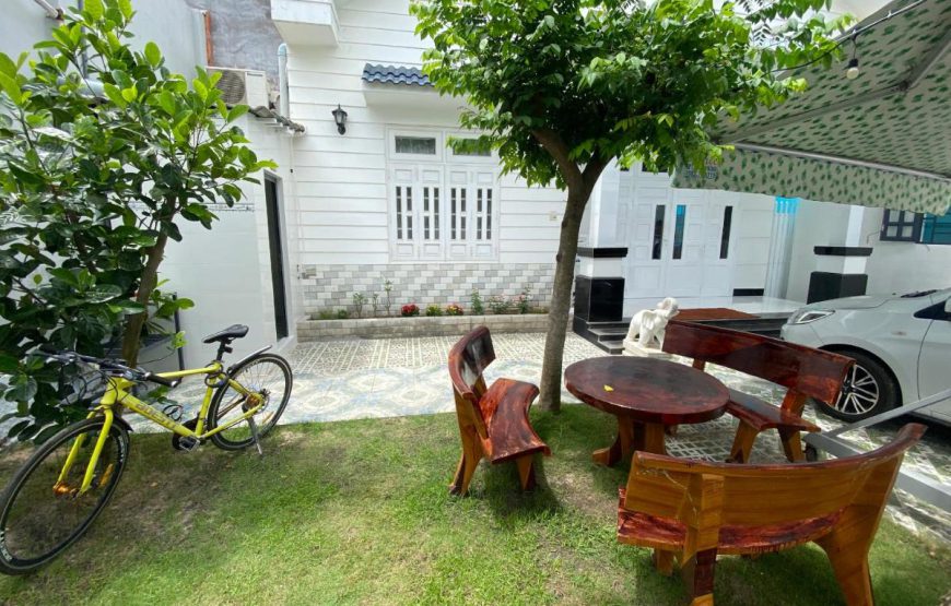 Villa Sân vườn Misa