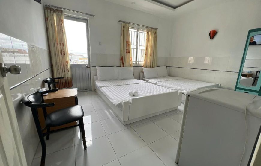 Khách Sạn Villa Hoàng Hậu