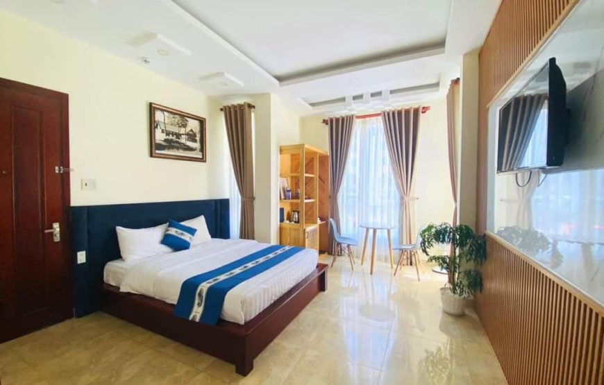 Khách sạn Hoàng Quân