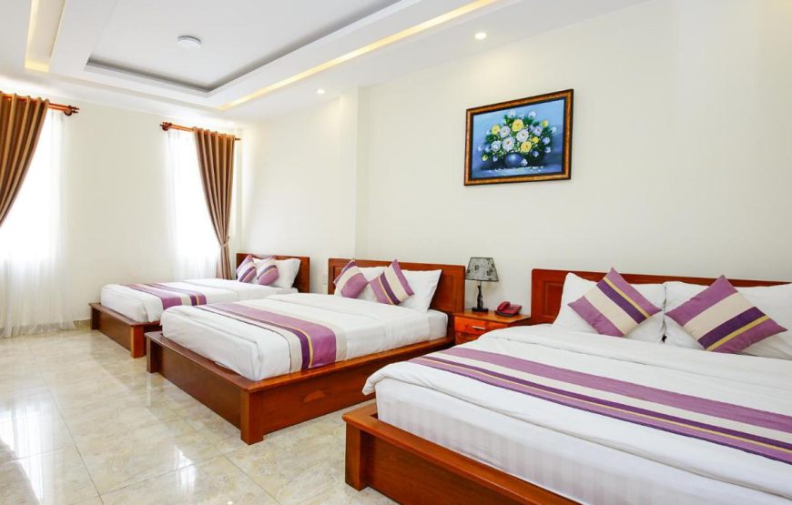 Khách sạn Hoàng Quân