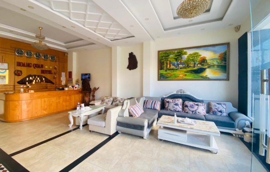 Khách sạn Hoàng Quân