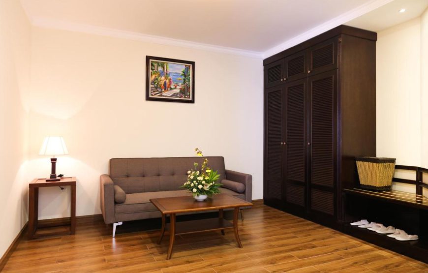 Khách Sạn Iris Đà Lạt