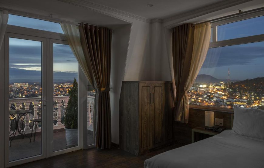 New Life Hotel