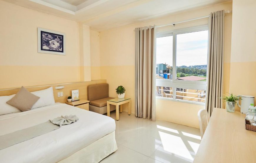 KHÁCH SẠN NGỌC NGUYÊN ANH