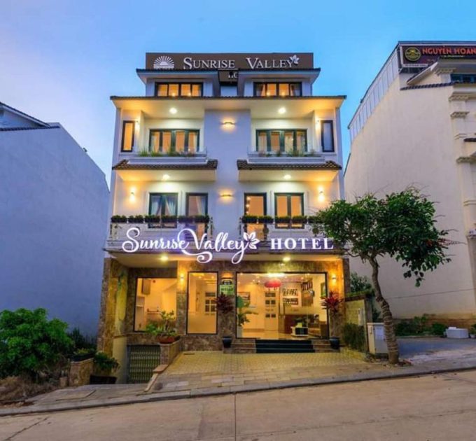 Khách sạn Sunrise Valley