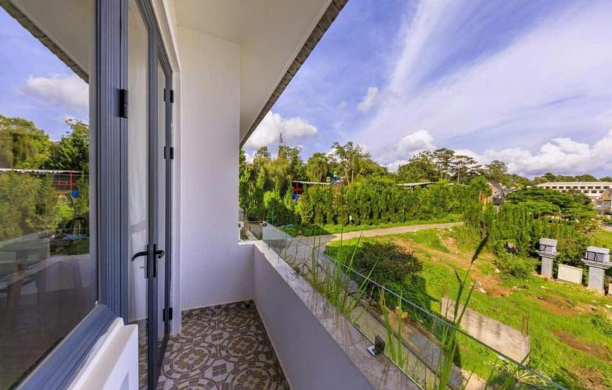 Khách sạn Sunrise Valley