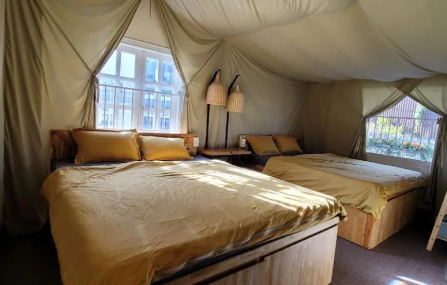 YOLO Camping House