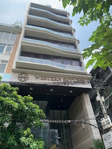 Western Skyline Hotel